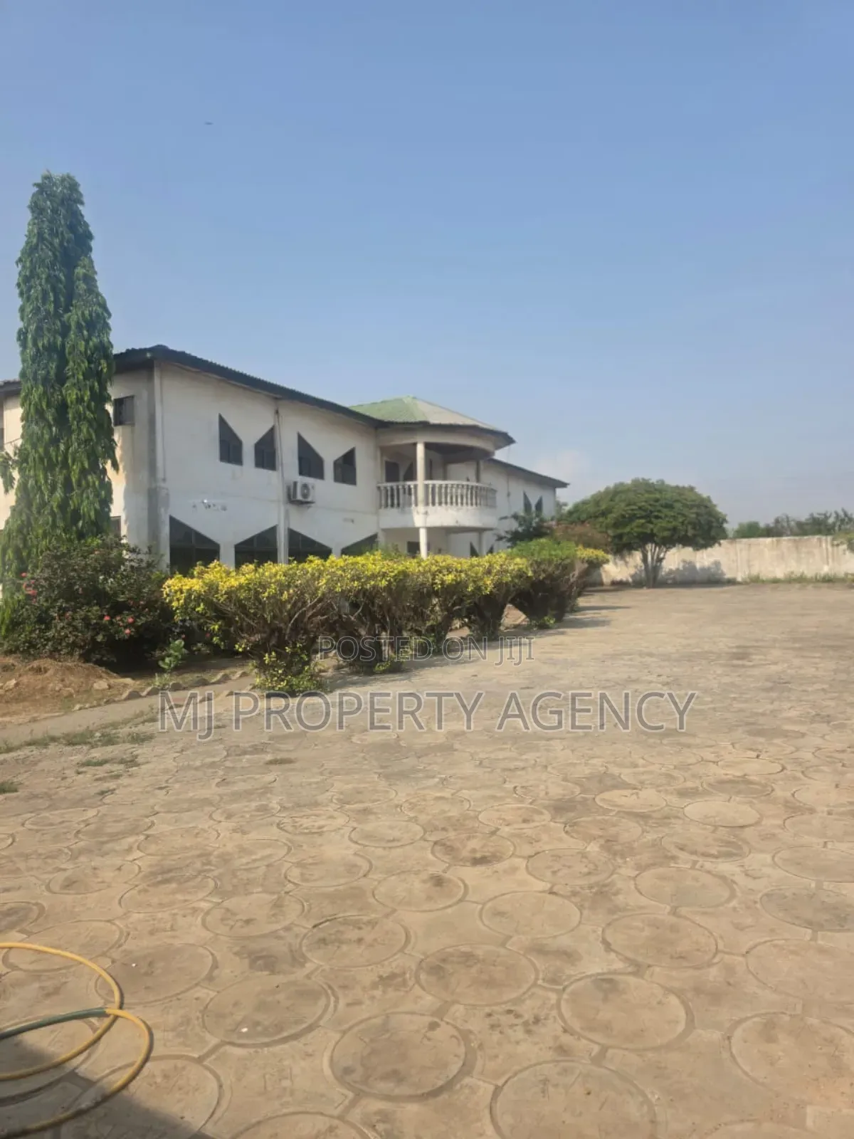 1600 SQM Roadside Warehouse at Tema
