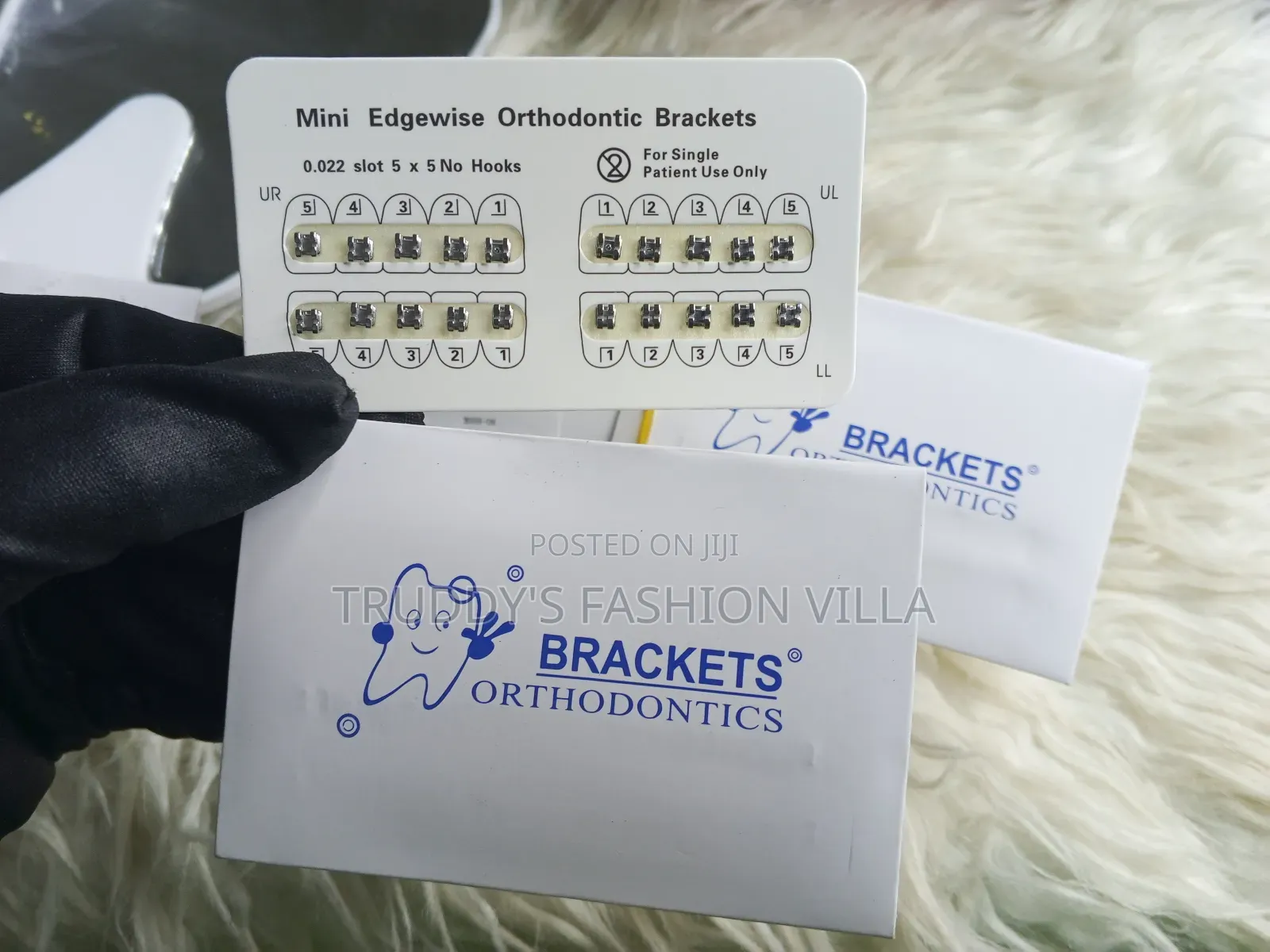 Fashion Bracket and It Materials