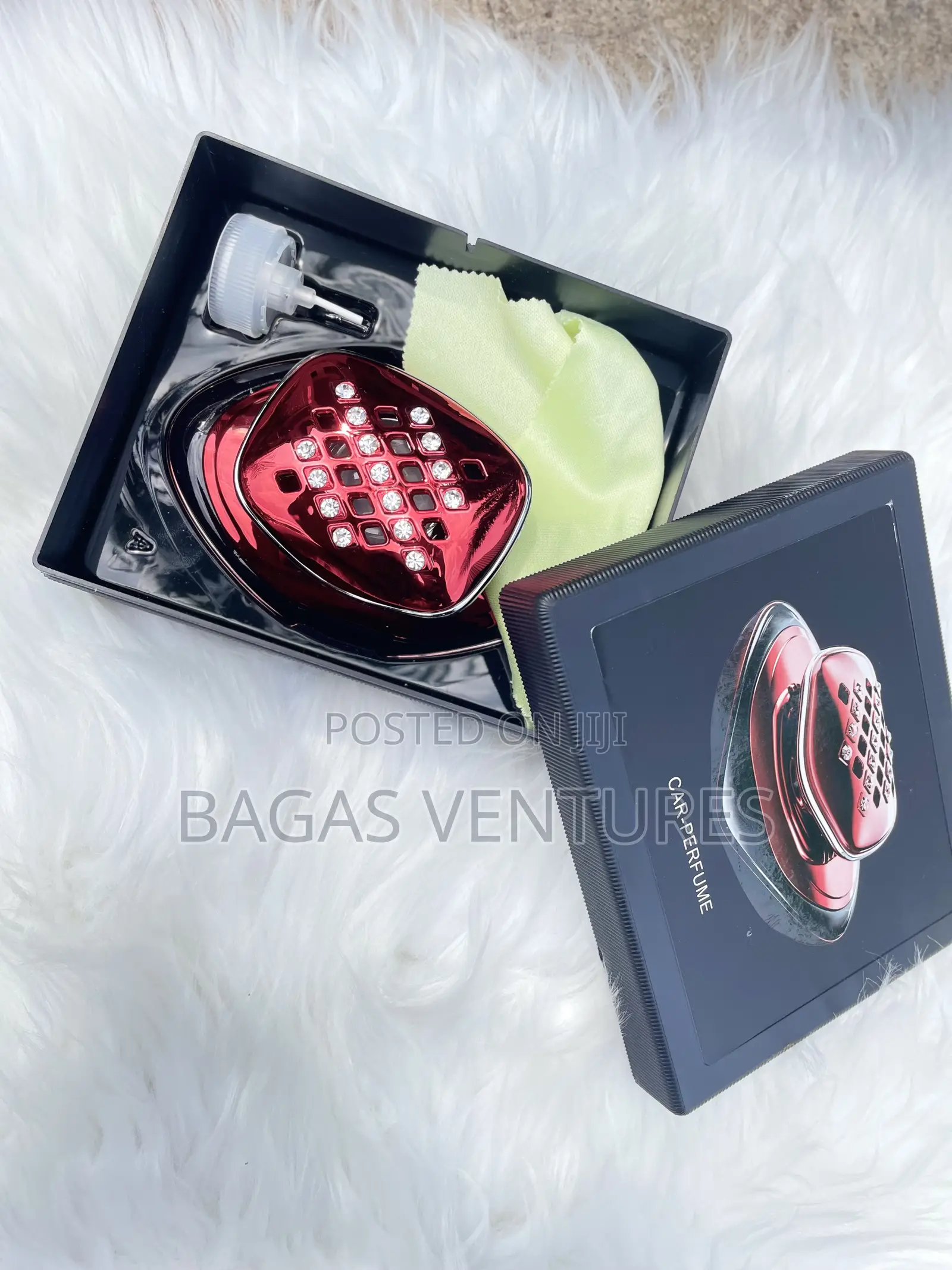 Zillion Global Car Perfume Diffuser