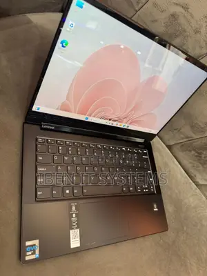 Laptop Lenovo Yoga 9i 16GB Intel Core i7 SSHD (Hybrid) 1T