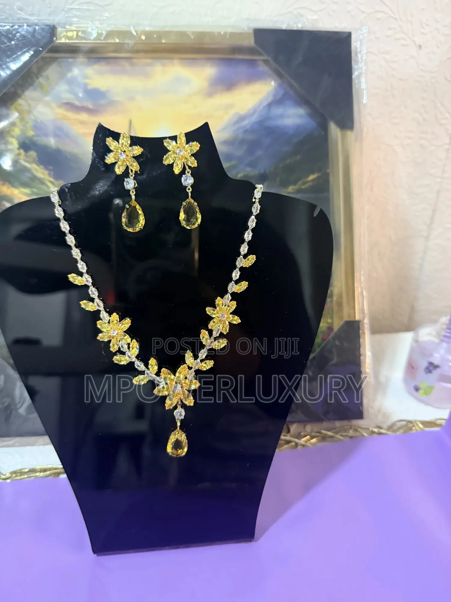 Yellow Heart Luxury Set