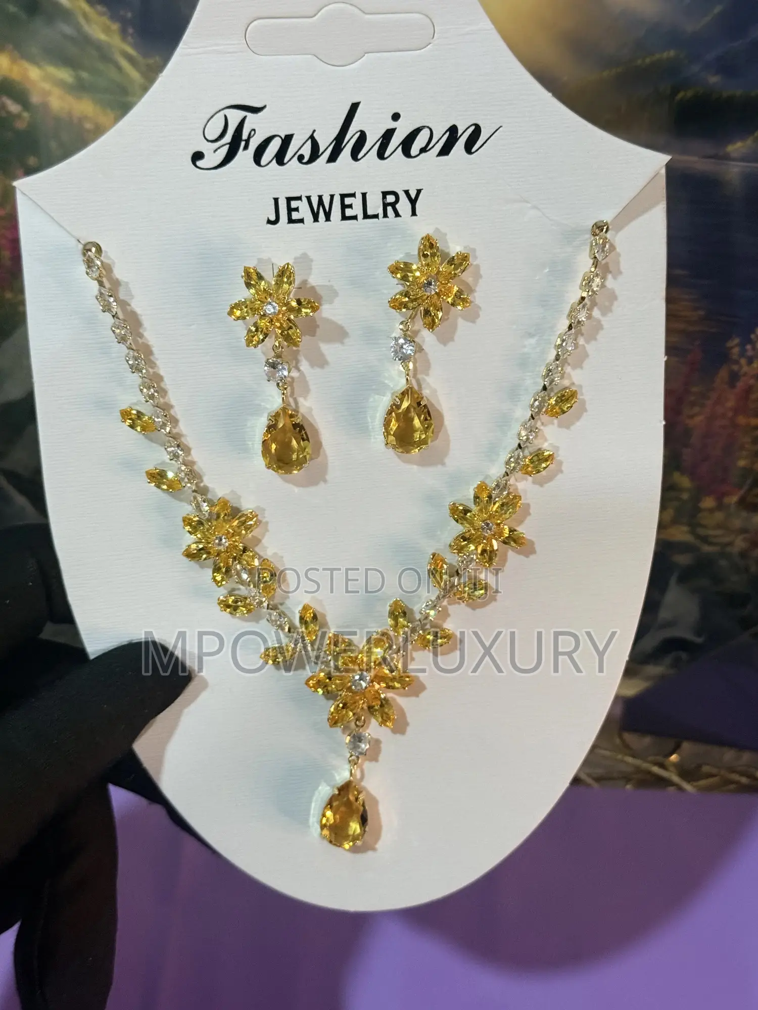 Yellow Heart Luxury Set