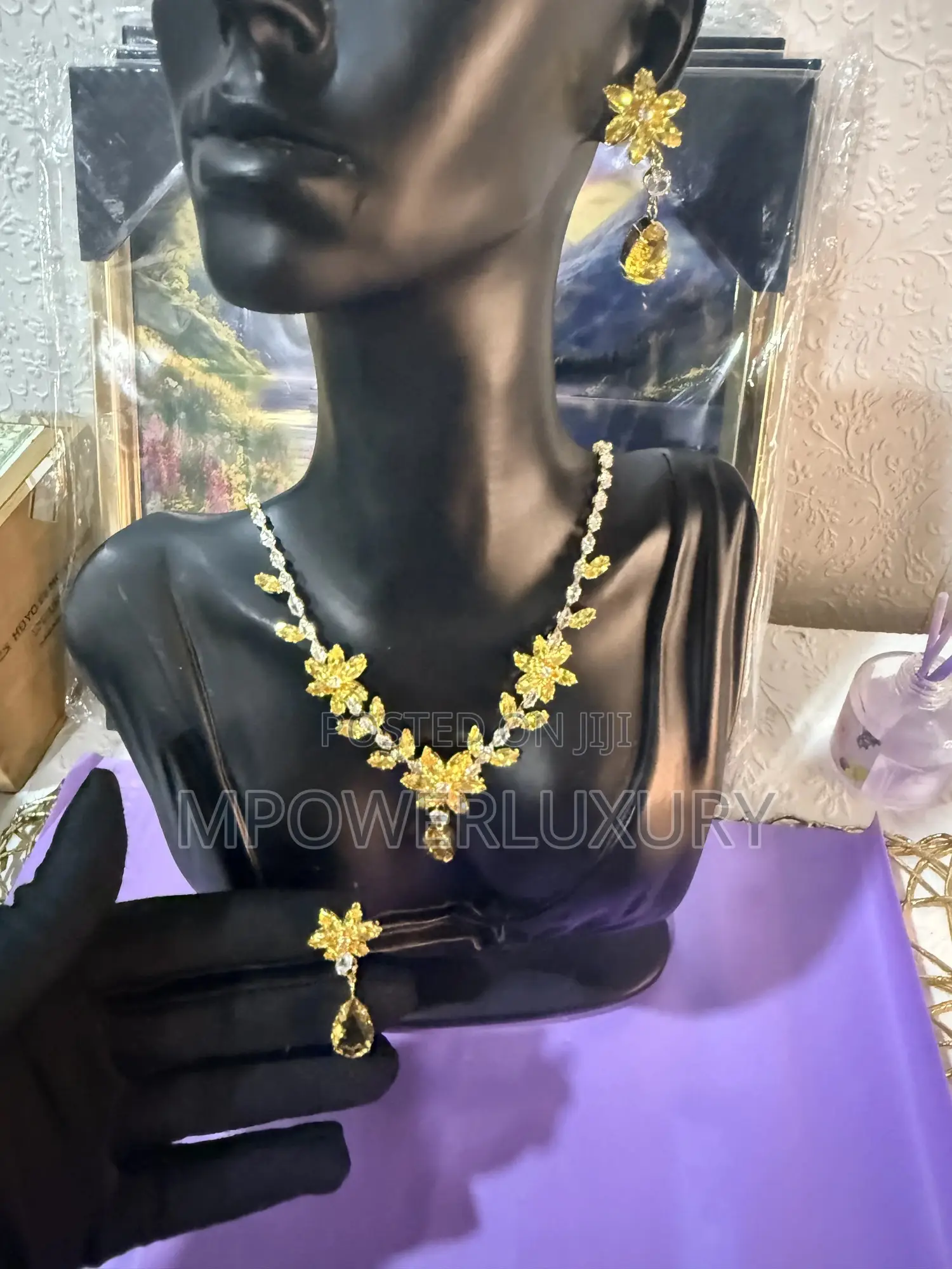 Yellow Heart Luxury Set