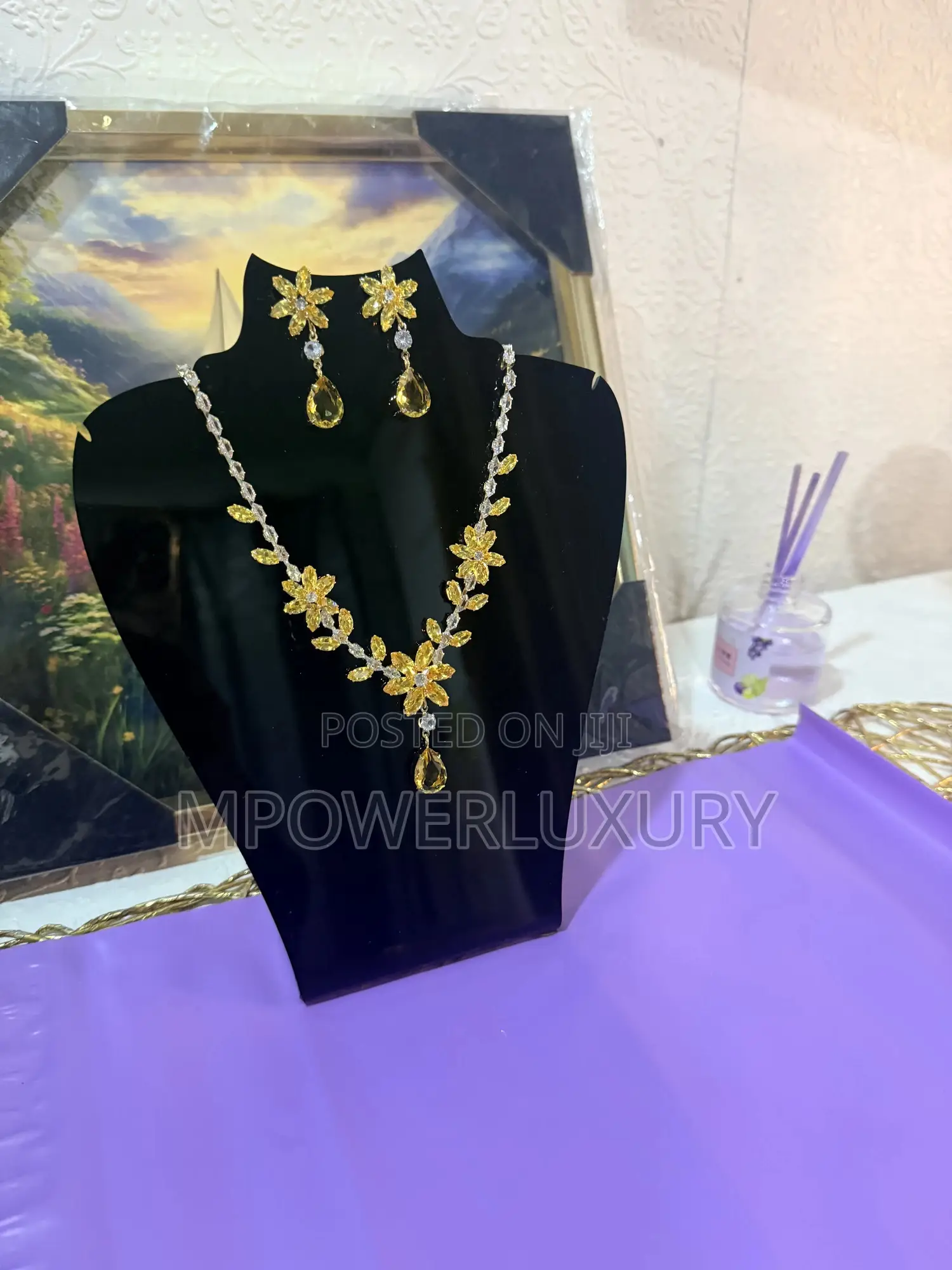 Yellow Heart Luxury Set
