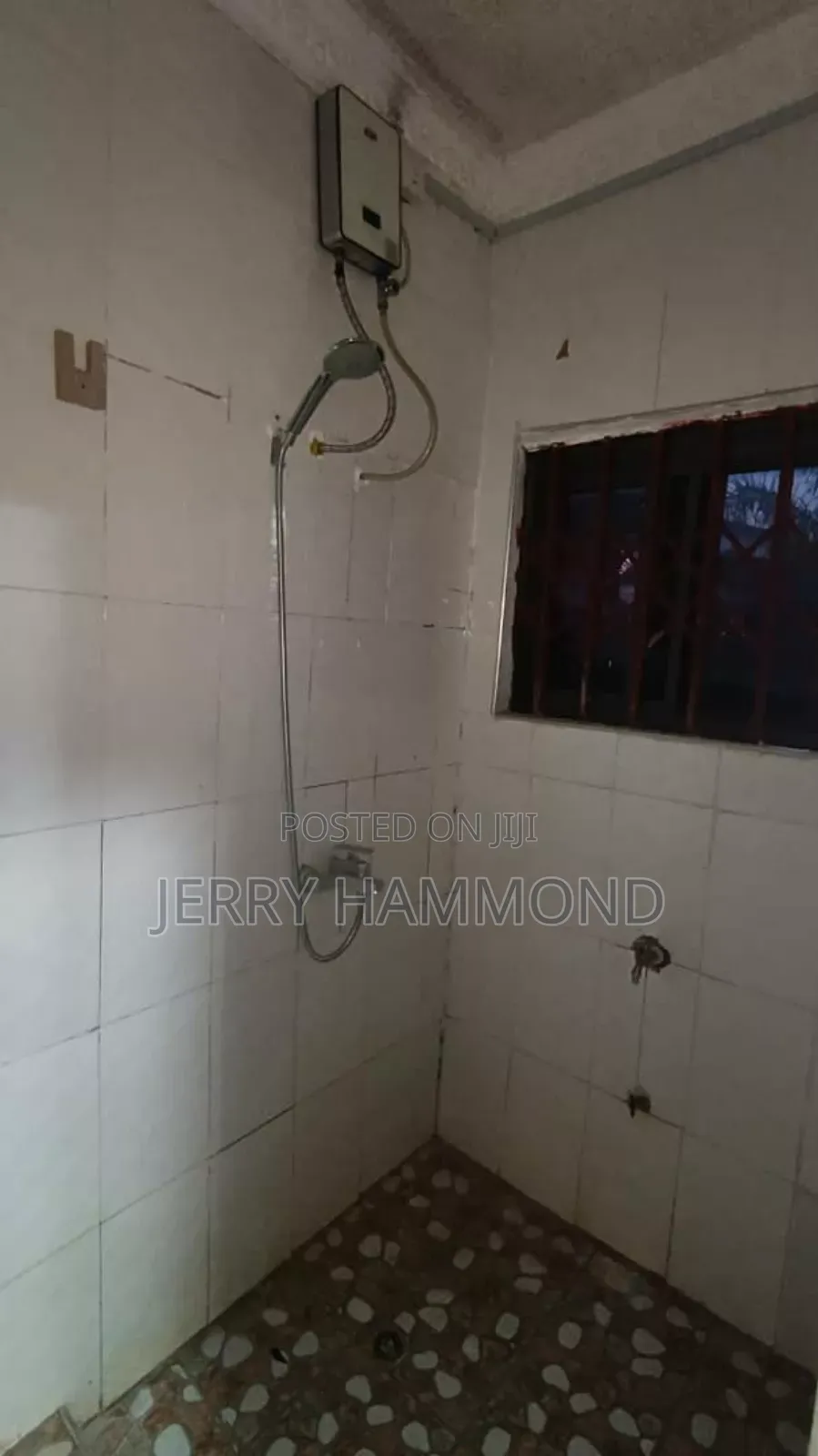 1bdrm Apartment in La Nativity, Labadi for rent
