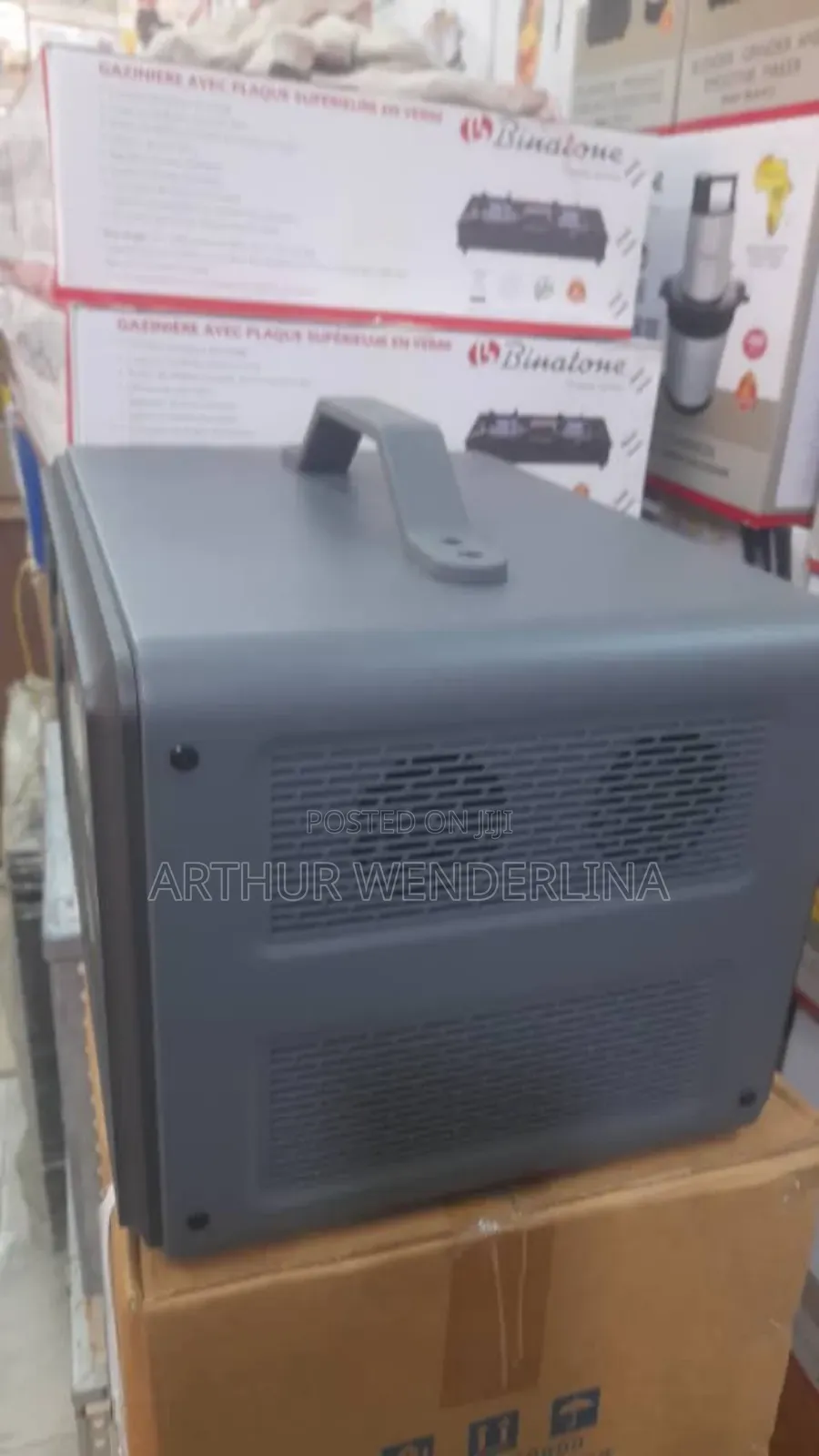 Binatone Portable Plug Play Power Station Pro With Solar Charging .