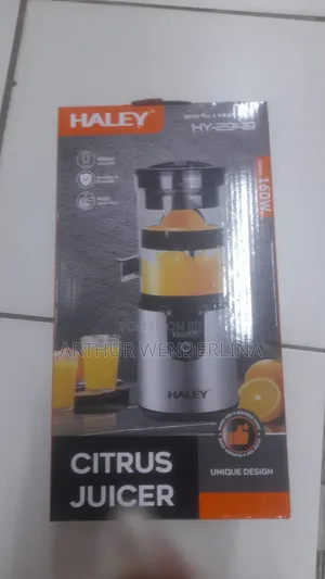 Haley Citrus Juicer Mini Rechargeable Electric Juicer Portable Usb