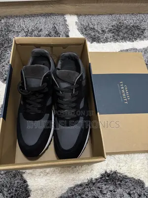 Charles Tyrwhitt Black Suede And Gray Textile Trainer (Us Size 11)