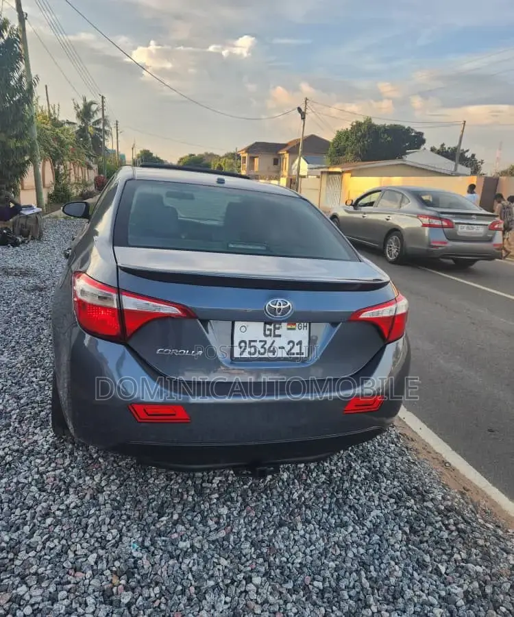 Toyota Corolla S 4dr Sedan (1.8L 4cyl CVT) 2015 Gray