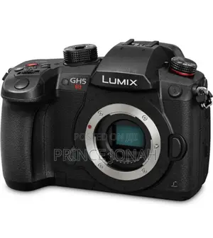 Rent/Hire Panasonic Lumix Gh5s Mirrorless Camera Accra Ghana