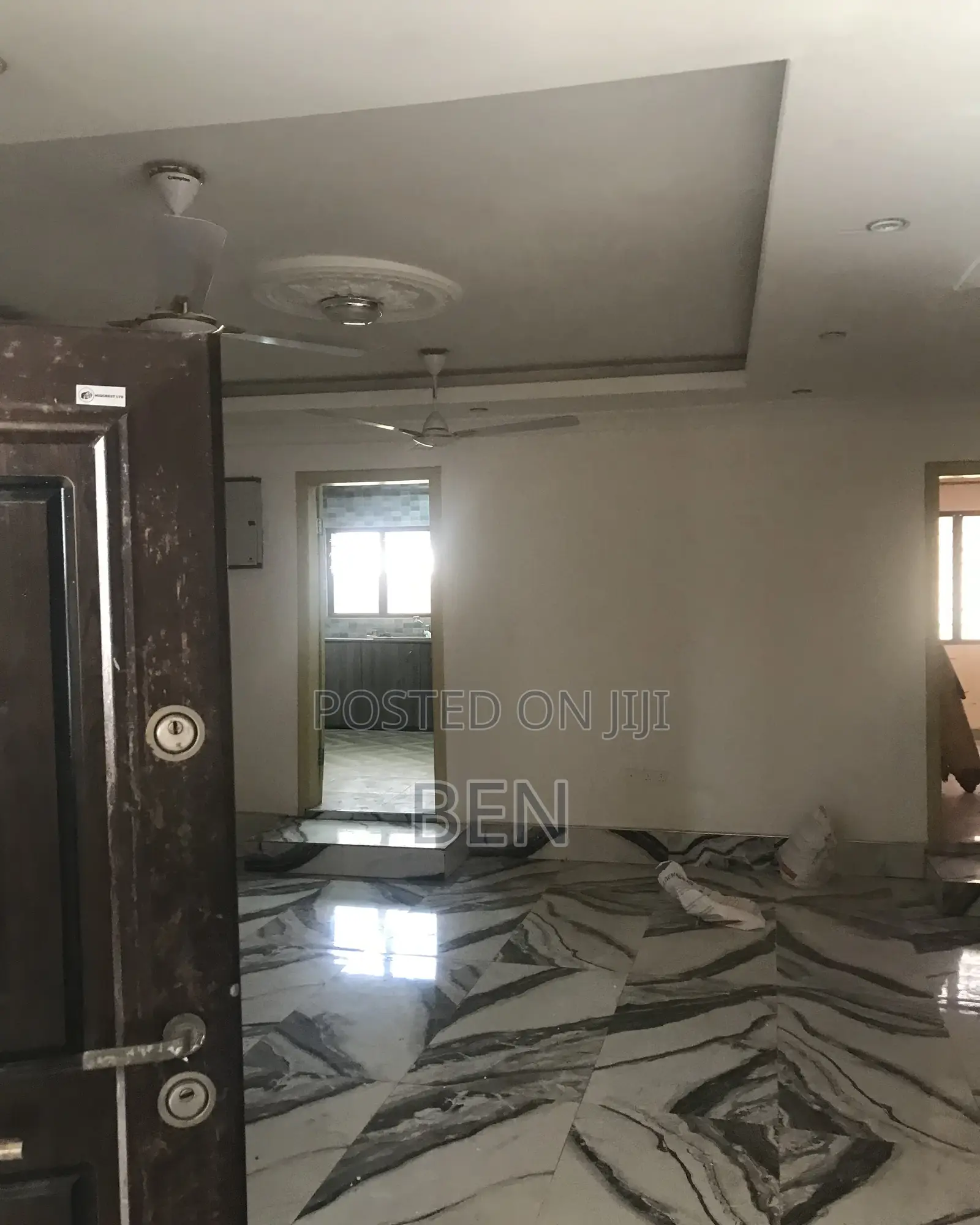 3bdrm House in Taifa Burkina (Mr., Station Area for rent