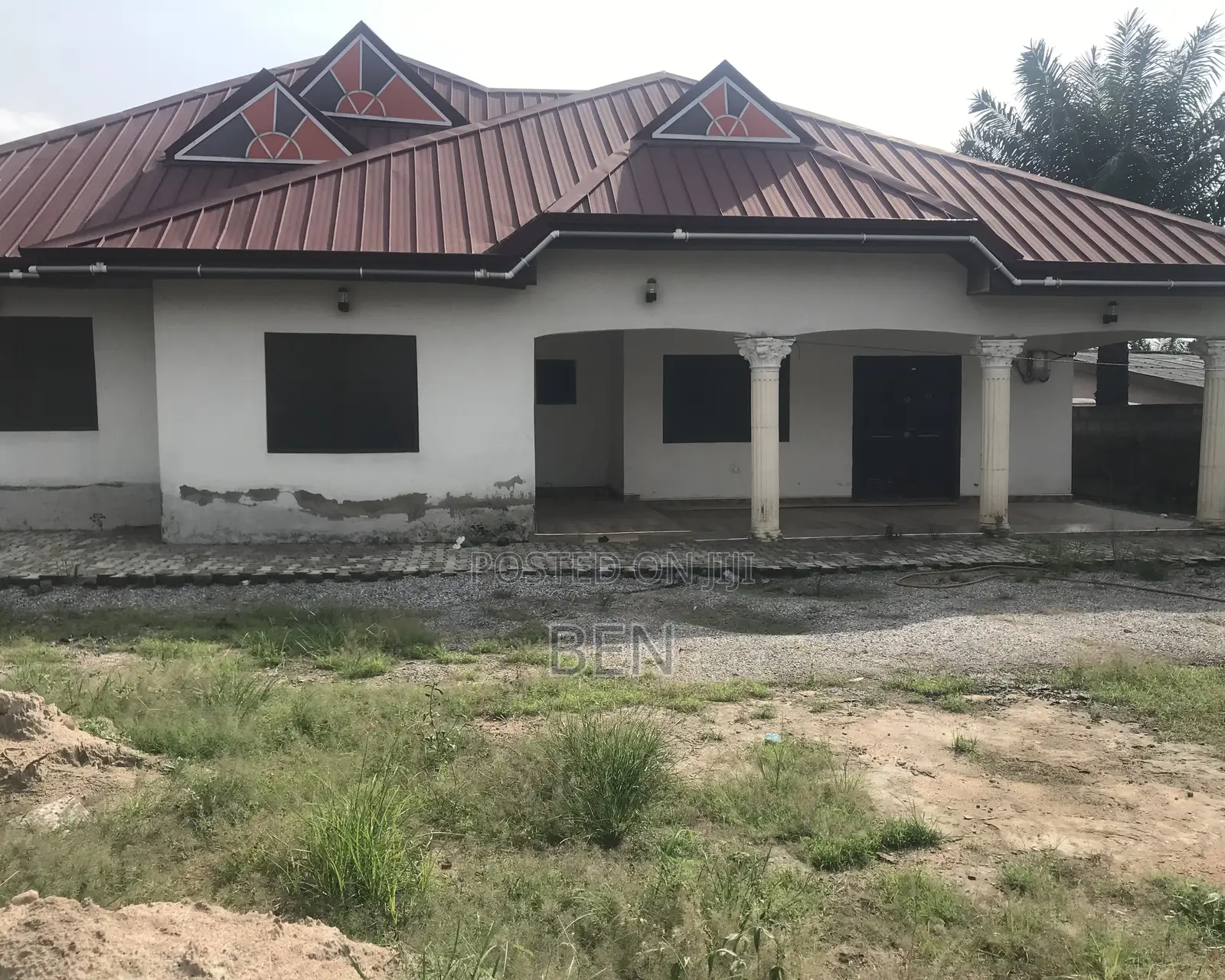 3bdrm House in Taifa Burkina (Mr., Station Area for rent