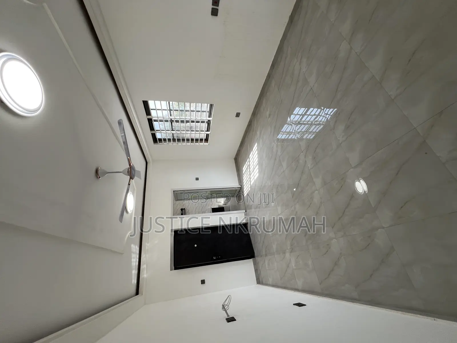 2bdrm Apartment in Mr Justice Estate, Bortiano for rent