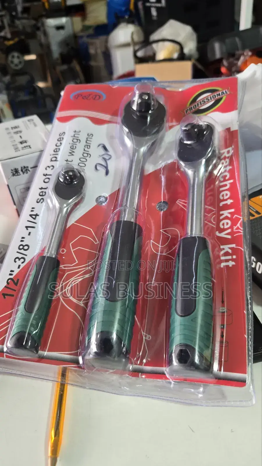 Ratchet 1/2" and 3/8" and 1/4"