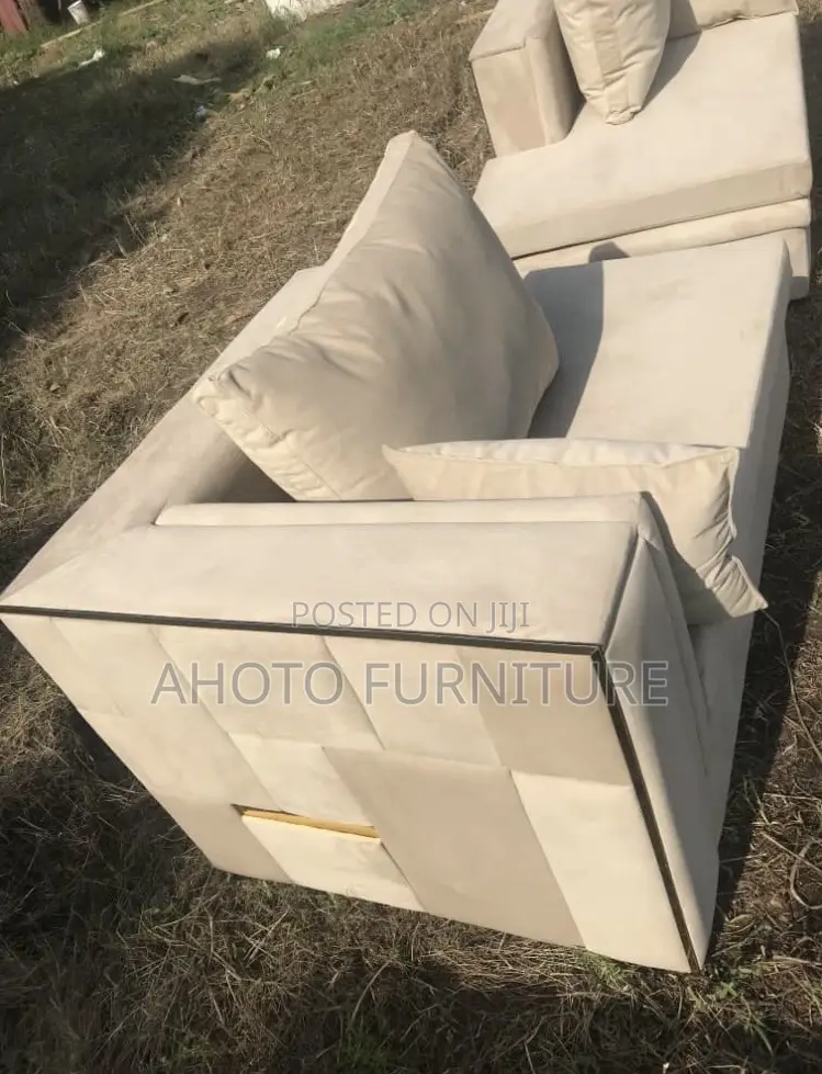 Ahoto Furniture