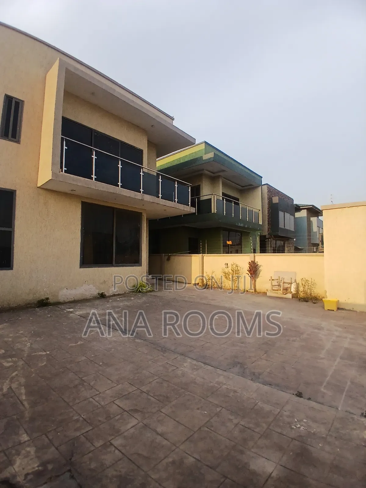 4bdrm House in Tema Community 25 for sale