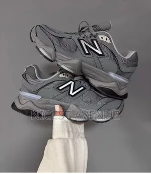 New Balance 960