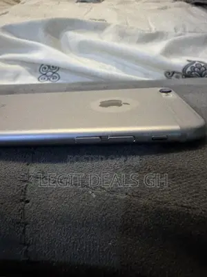 Apple iPhone 6s 32 GB Silver