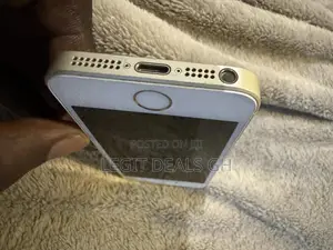 Apple iPhone SE 32 GB Rose Gold