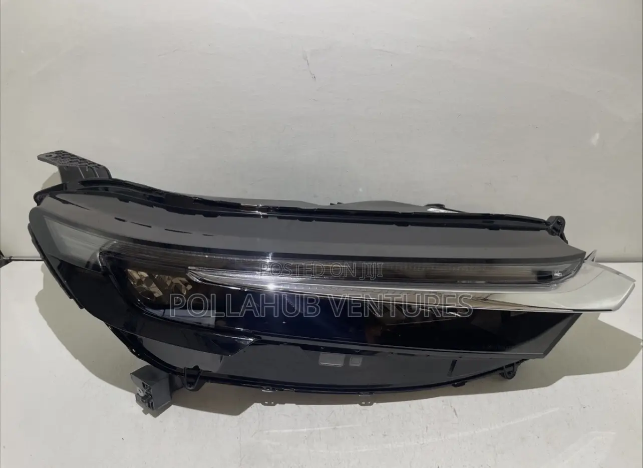 2023 - 2025 Honda Cr-v Chrome Trim Home Used Right Passenger Headlight