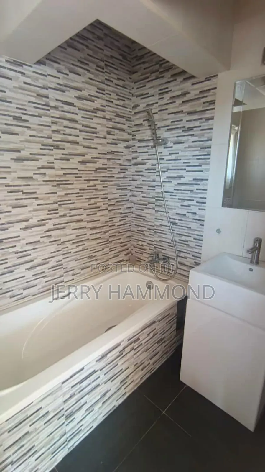 2bdrm House in Cantoment In A , Cantonments for rent