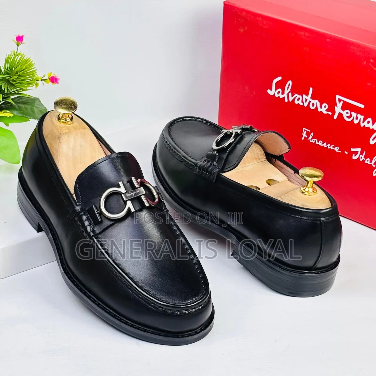 Salvatore Ferragamo Men's Gancini Buckle Loafers Black Leather.