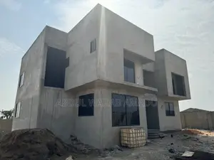 5bdrm House in Amrahia for sale