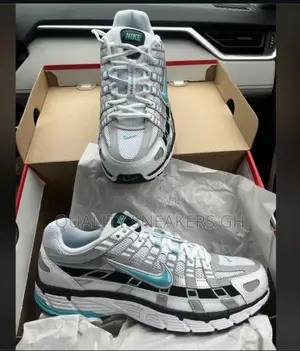 Nike Sneaker Dope