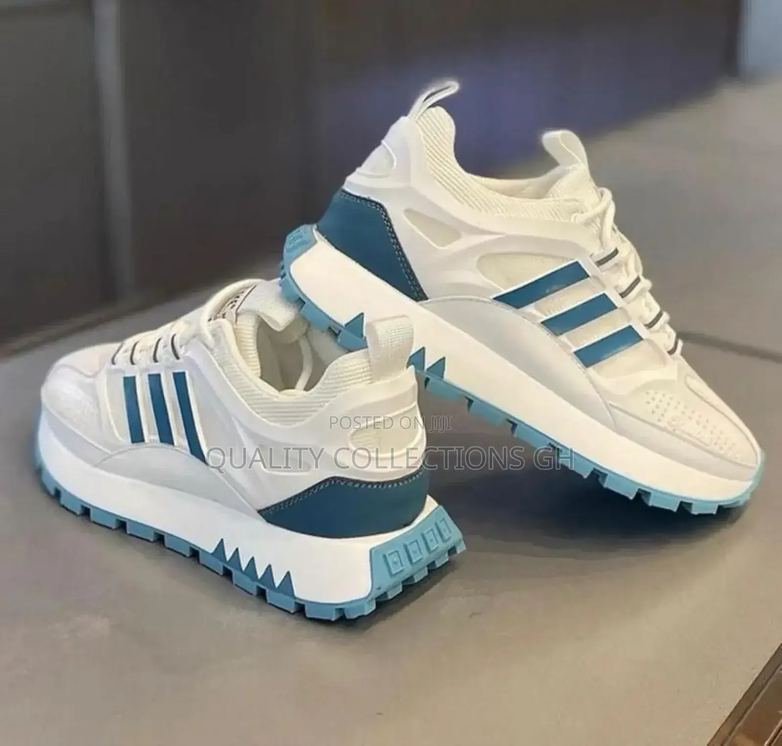 Adidas Sneaker With Blue Stripes