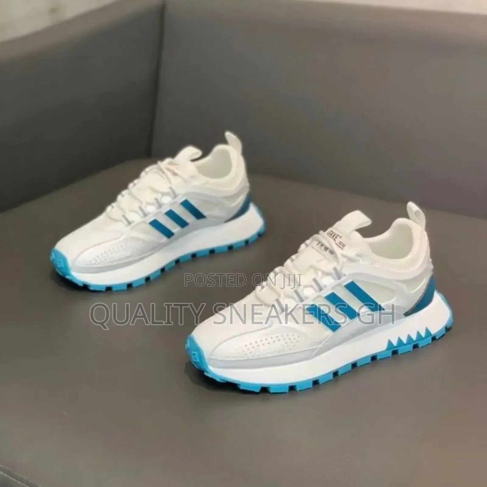Adidas Sneaker With Blue Stripes