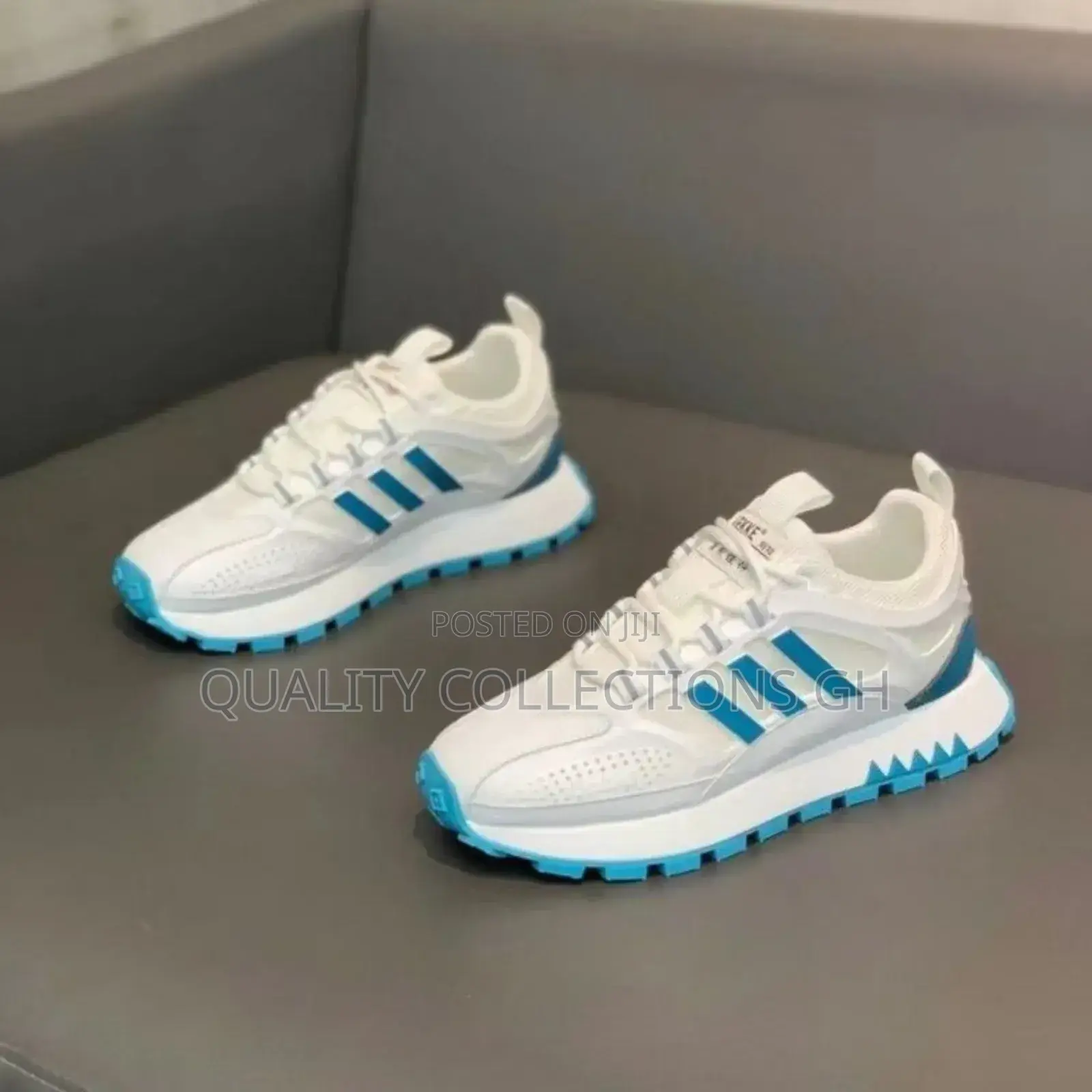 Adidas Sneaker With Blue Stripes