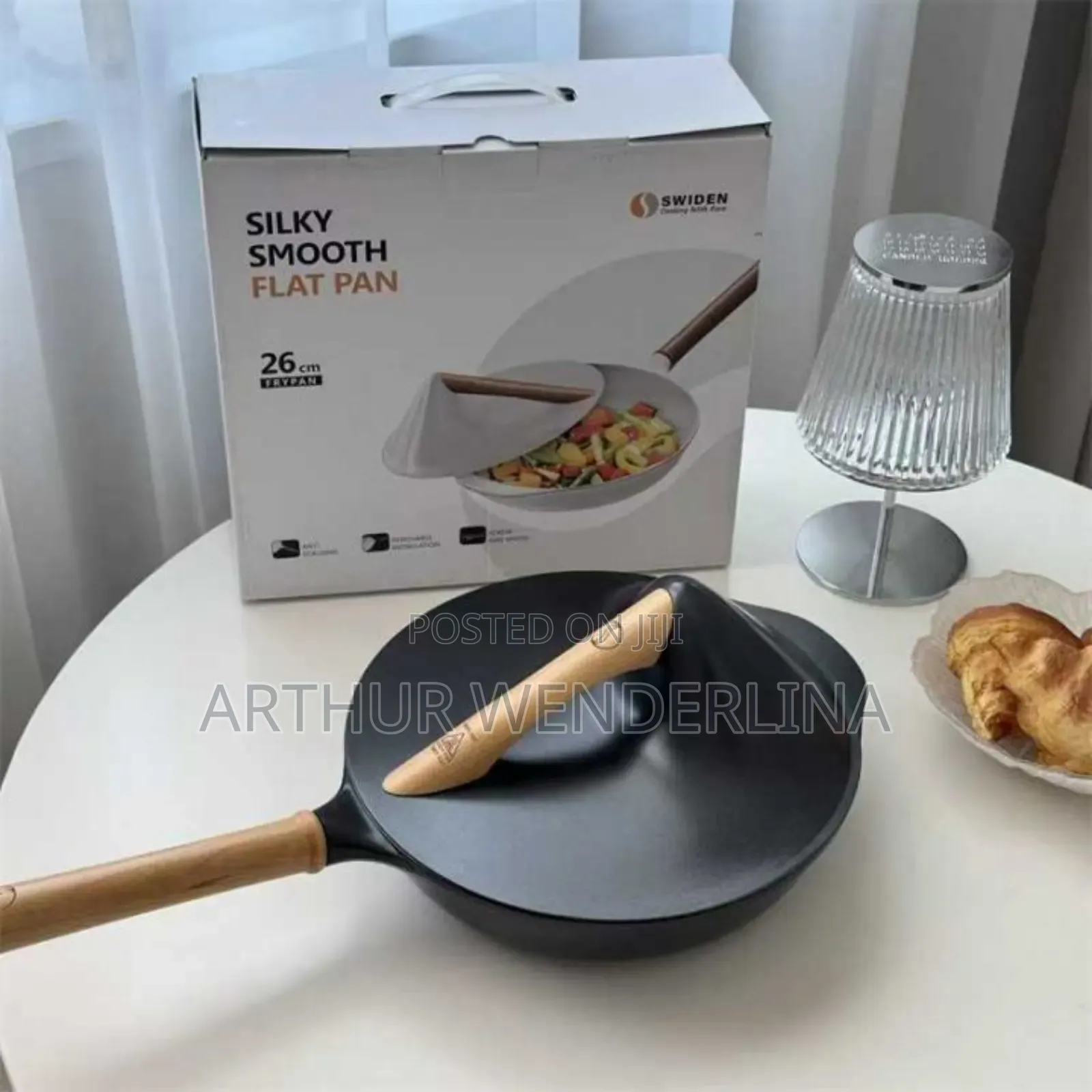 Silky Smooth Flat Pan