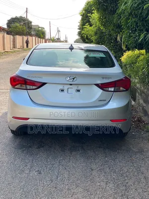 Hyundai Elantra Limited 4dr Sedan (1.8L 4cyl 6A) 2015 Silver