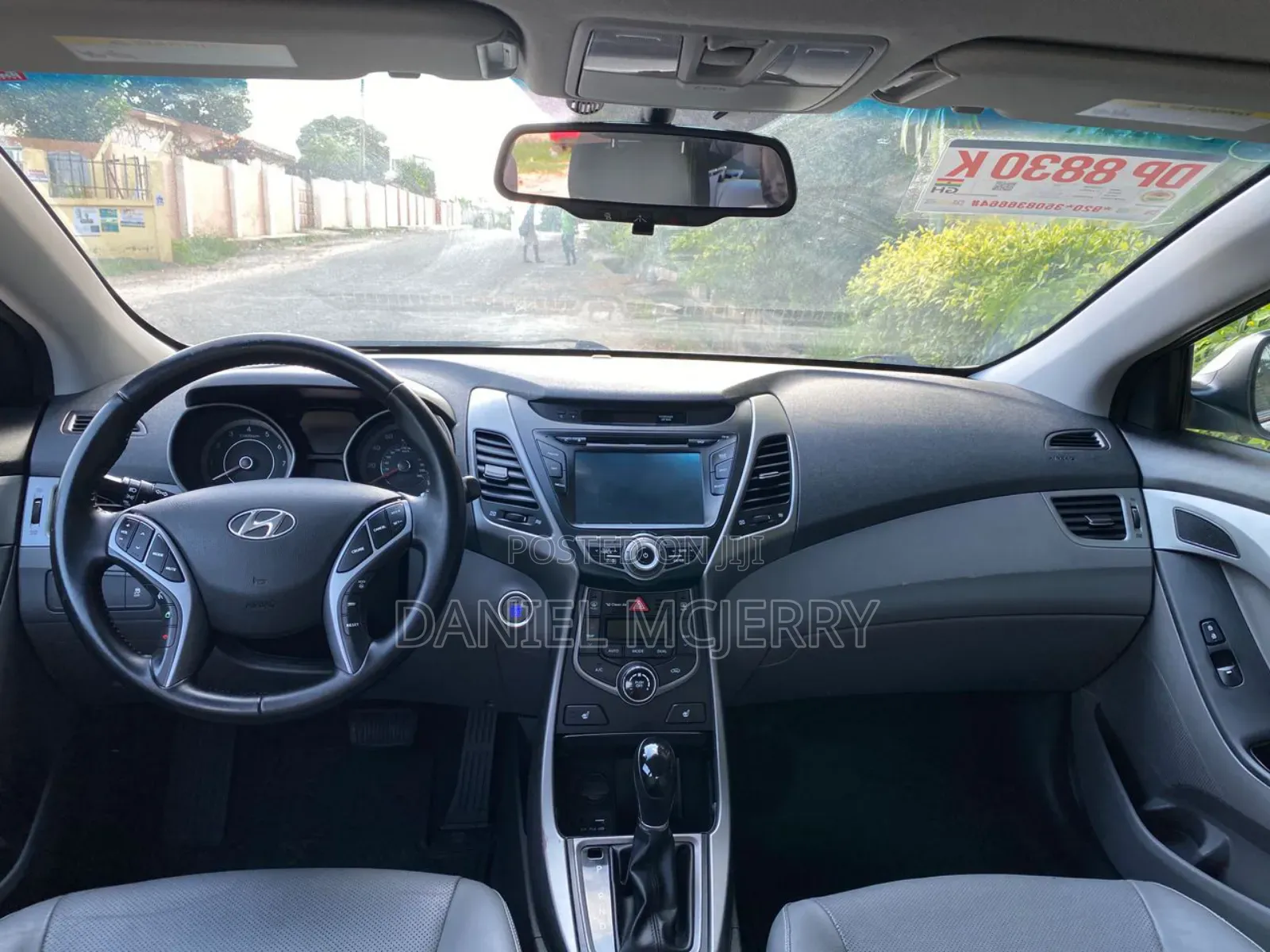 Hyundai Elantra Limited 4dr Sedan (1.8L 4cyl 6A) 2015 Silver