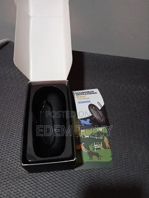 Queenmew Handheld Ultrasonic Dog Trainer