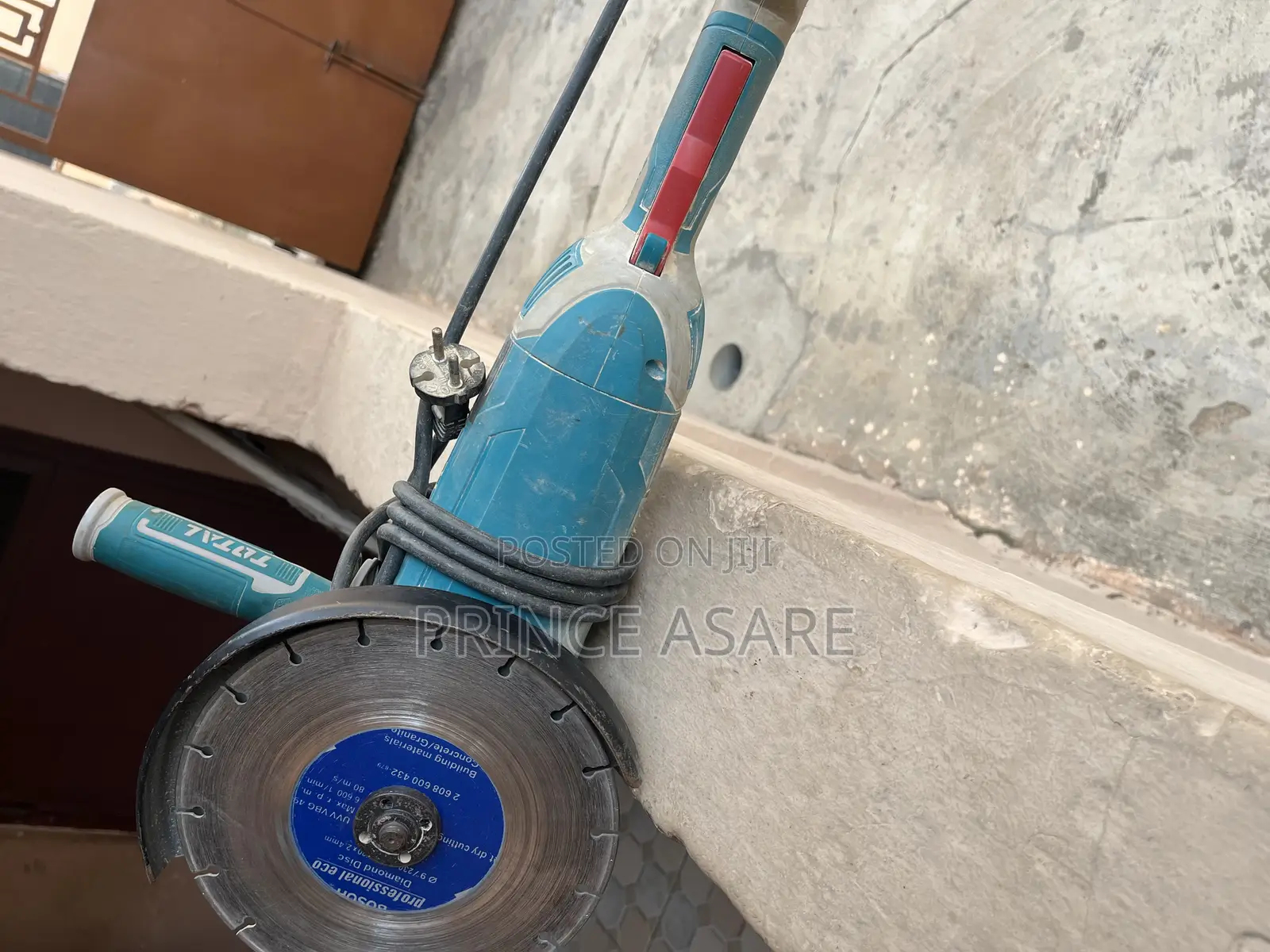 Concrete Cutting Machine