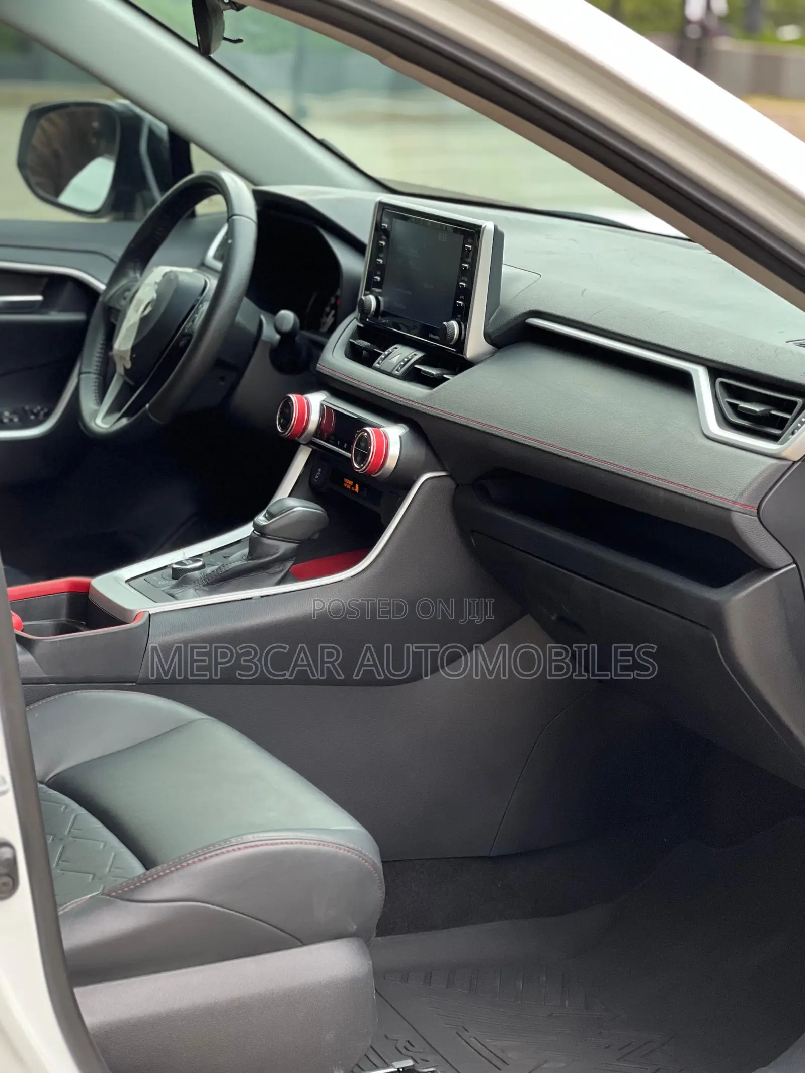 Toyota RAV4 TRD Off Road 2021 White