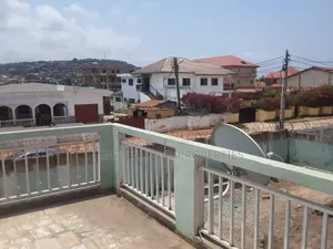 5bdrm House in Tetegu for sale