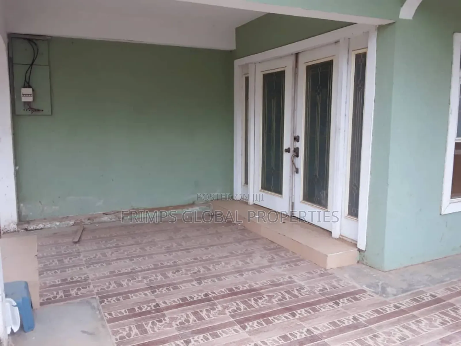 5bdrm House in Tetegu for sale