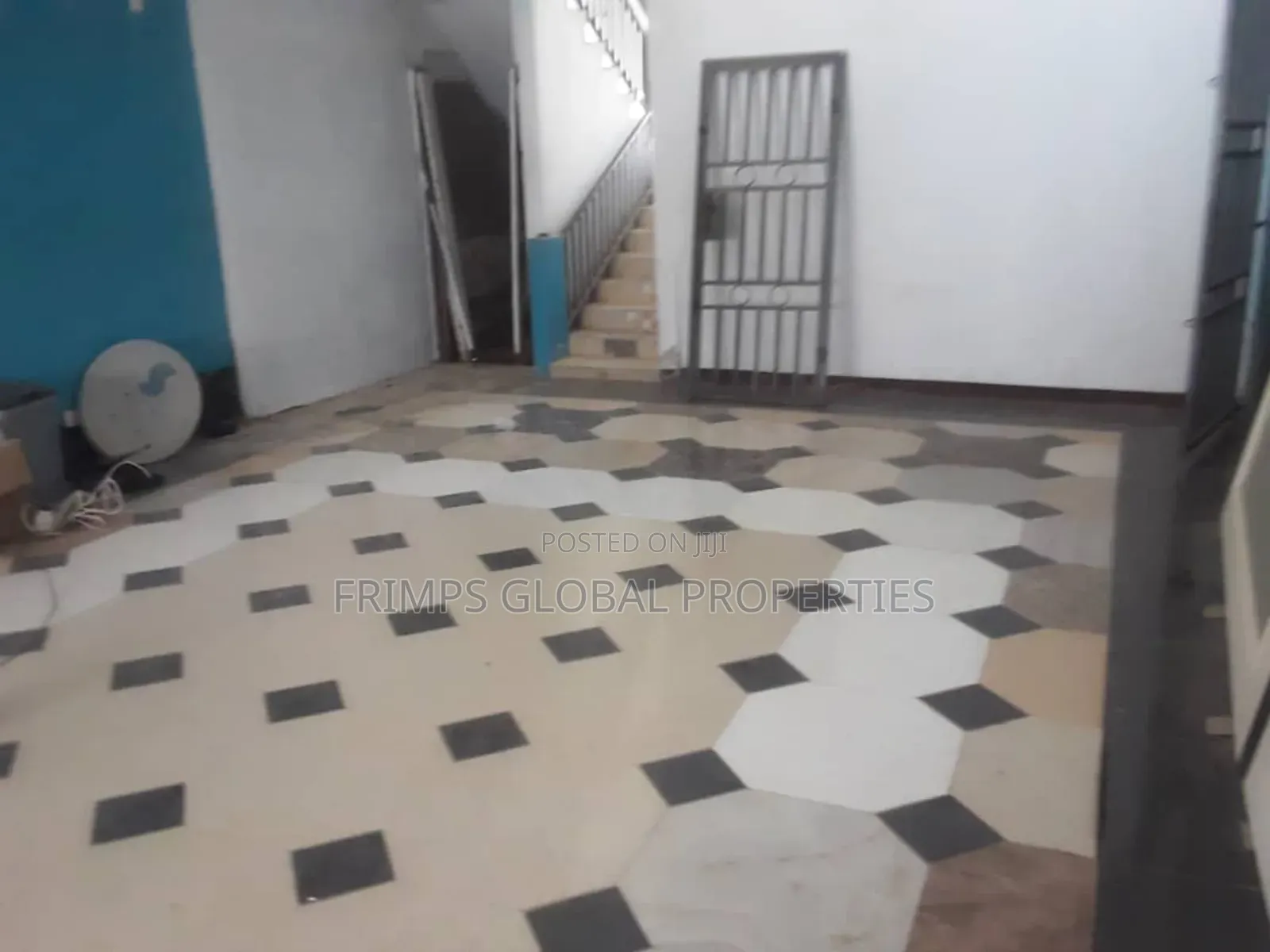 5bdrm House in Tetegu for sale
