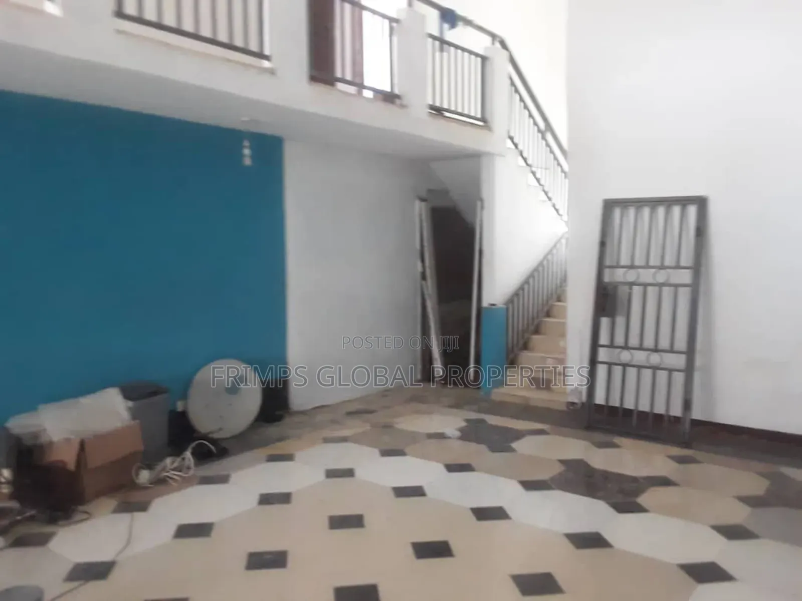 5bdrm House in Tetegu for sale