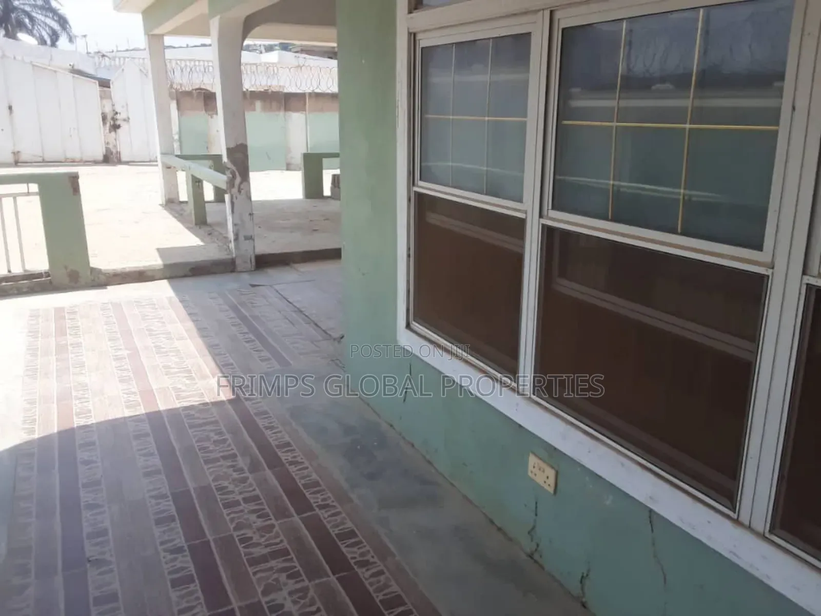 5bdrm House in Tetegu for sale