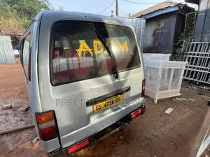 Nissan Caravan (Urvan) 2009 Silver