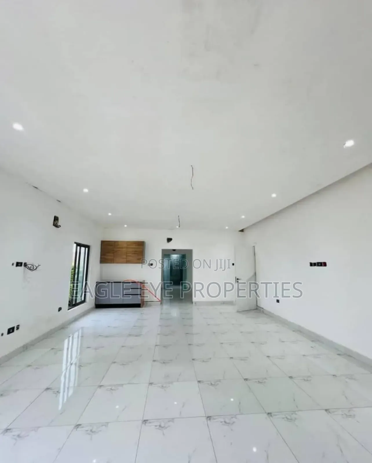 4bdrm House in Adjiriganor for sale