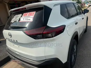 Nissan Rogue S 2023 White