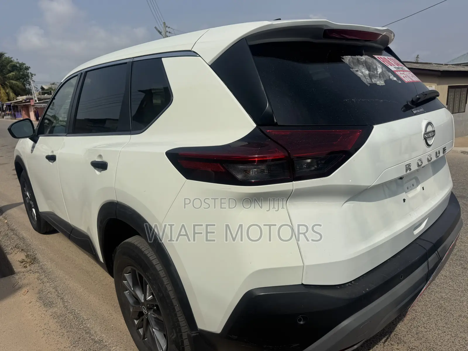 Nissan Rogue S 2023 White