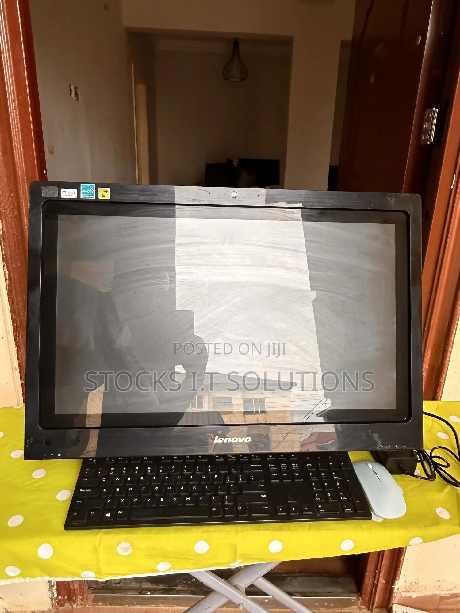 Desktop Computer Lenovo 8GB Intel Core i3 HDD 500GB