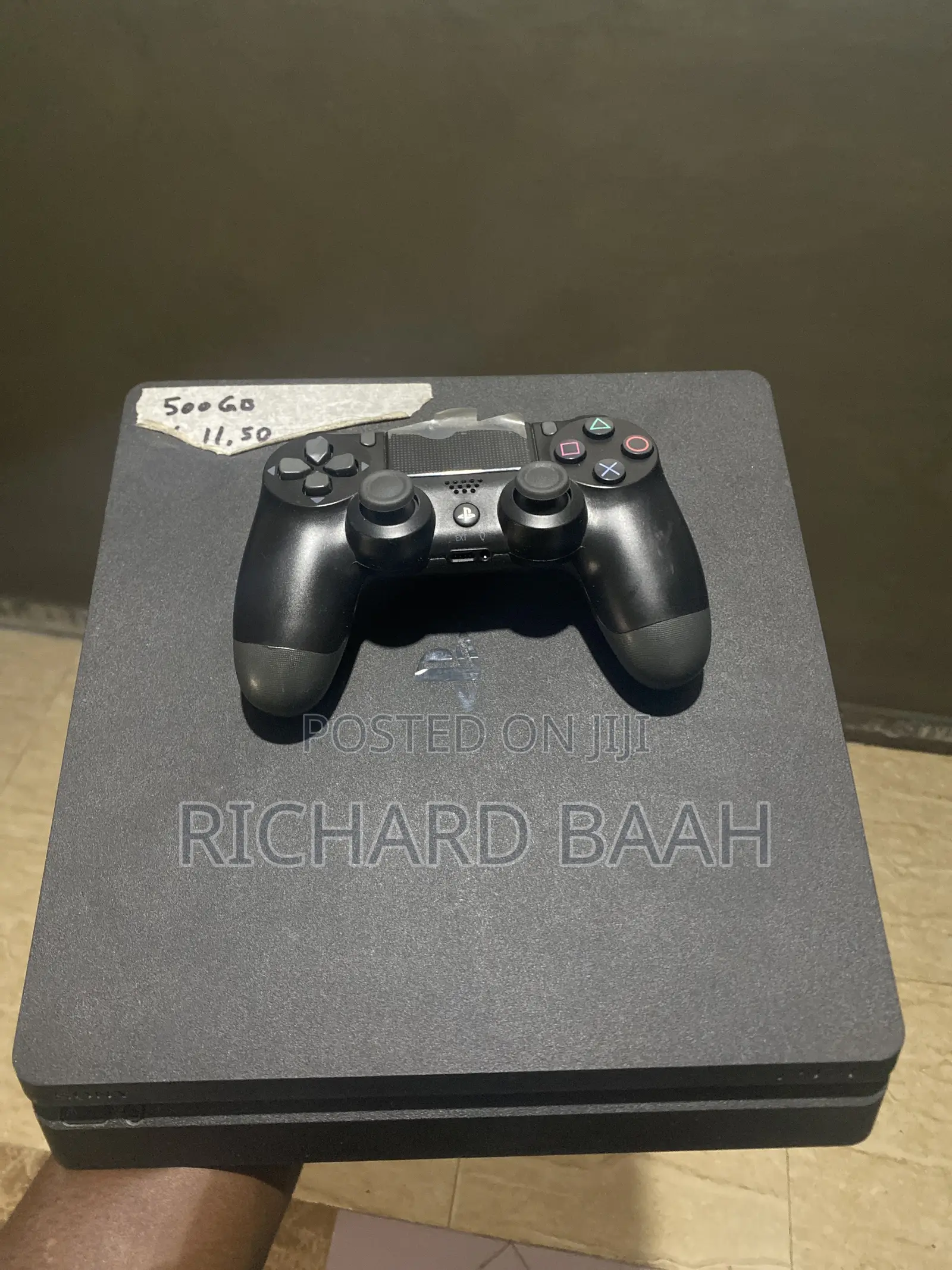 Playstation 4slim