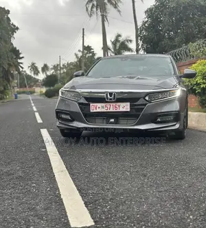 Honda Accord Sport (2.0L 4cyl Turbo 10A) 2019 Gray