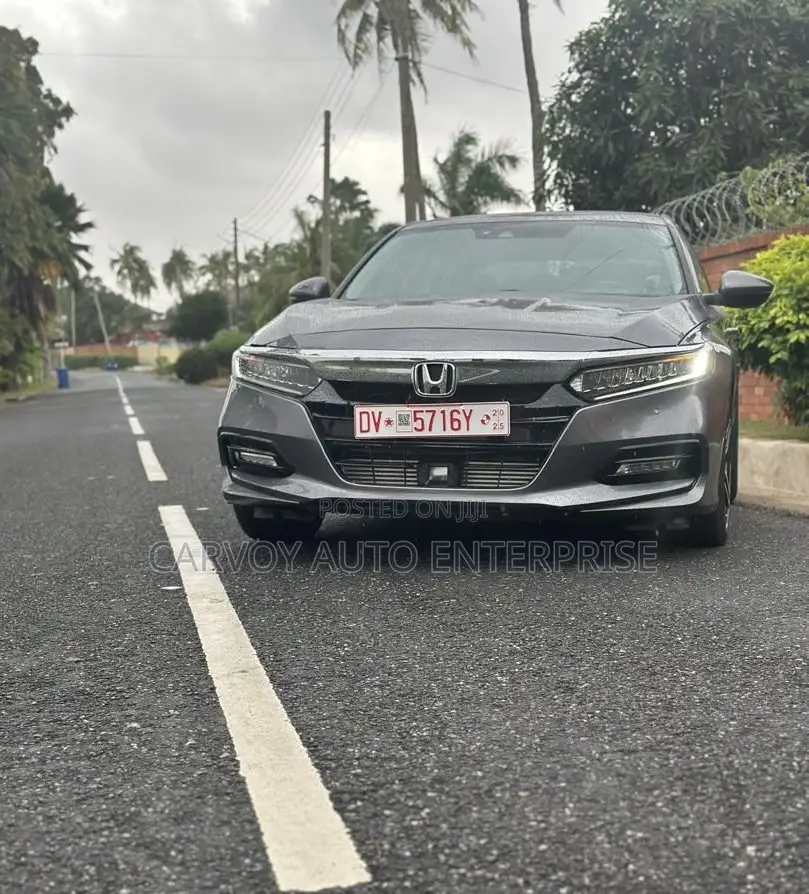 Honda Accord Sport (2.0L 4cyl Turbo 10A) 2019 Gray
